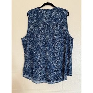 Torrid Top Women's Size 3x Blue Floral Sleeveless V-neck Front Pockets Mature